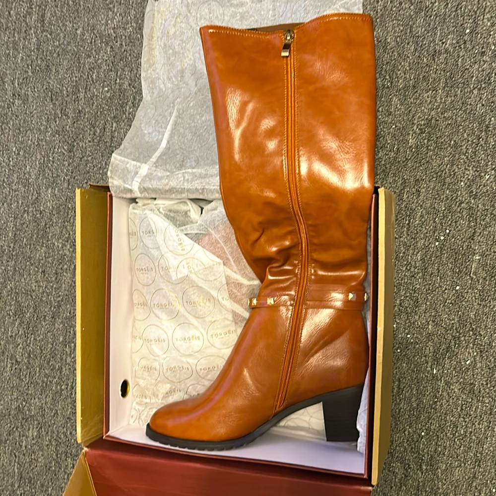 Mid calf camel light brown boots